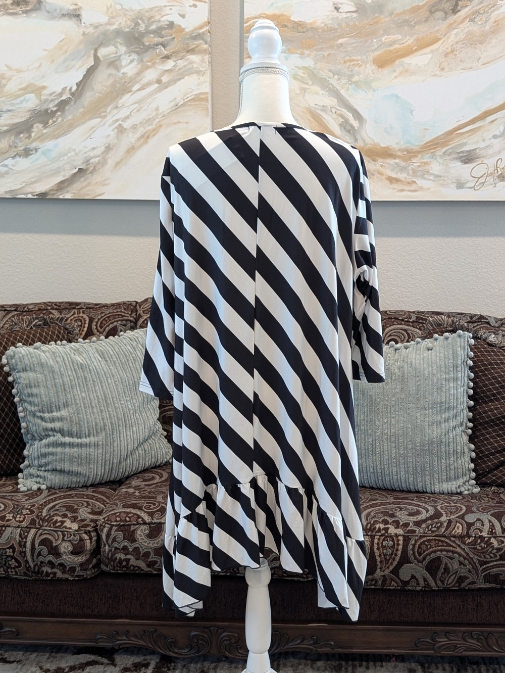 Black & White Diagonal Stripe Long Tunic - Picture 2 of 2